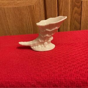 Lenox Ivory Cornucopia Vase